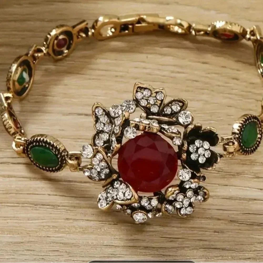 Vintage & boho style golden chain inlay geometric red & green bracelet